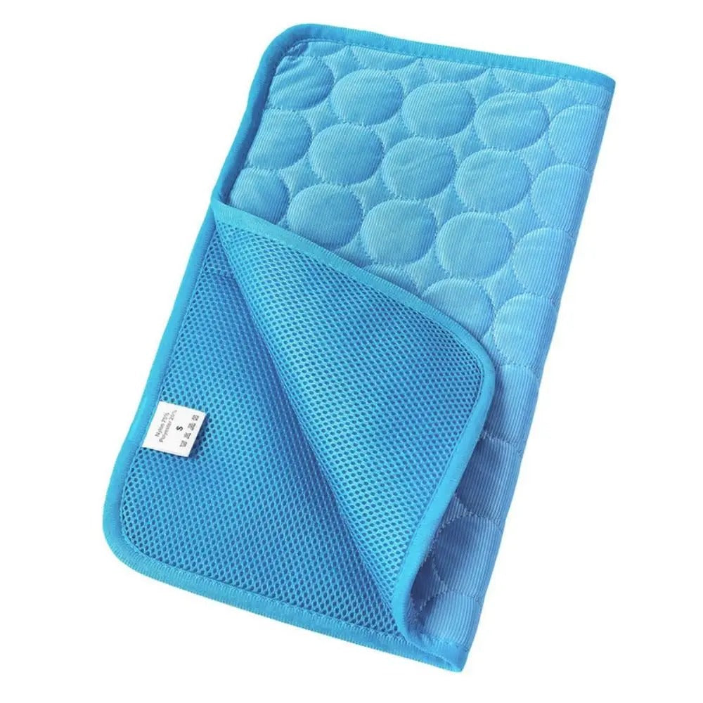 Dog cooling mat indoor outdoor use